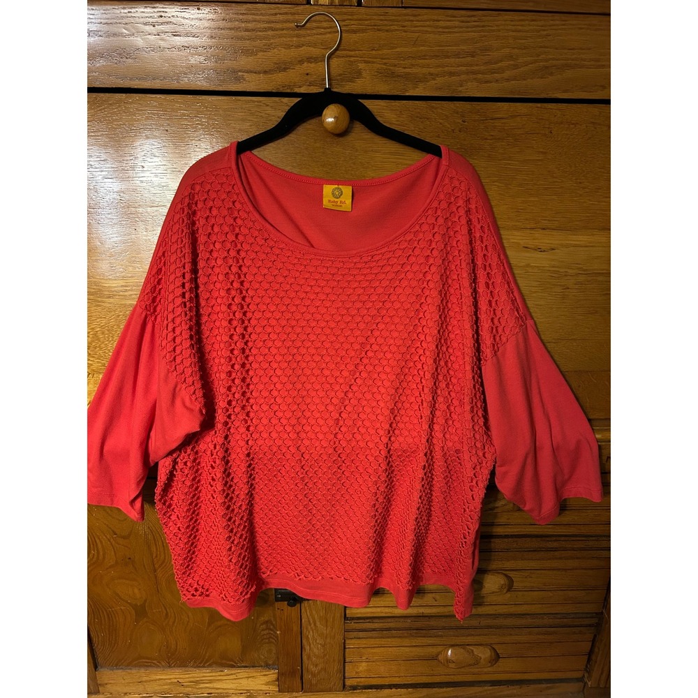 Ruby Rd. Woman Coral Red Textured Crochet Front 3/4 Sleeve Knit Top Plus Size